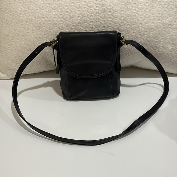 ⭐️Coach Vintage Black Leather Crossbody Bag—BEAUTIFUL!! Thick Beautiful Leather! - Picture 1 of 10